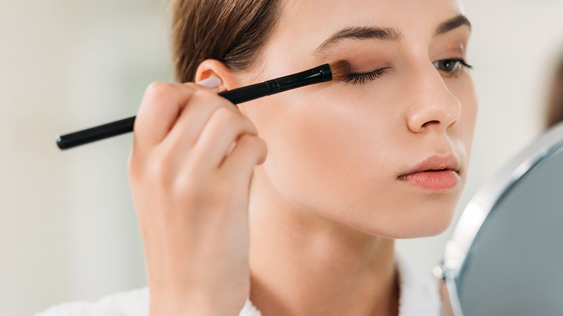 Các bước makeup đơn giản cho người mới tập