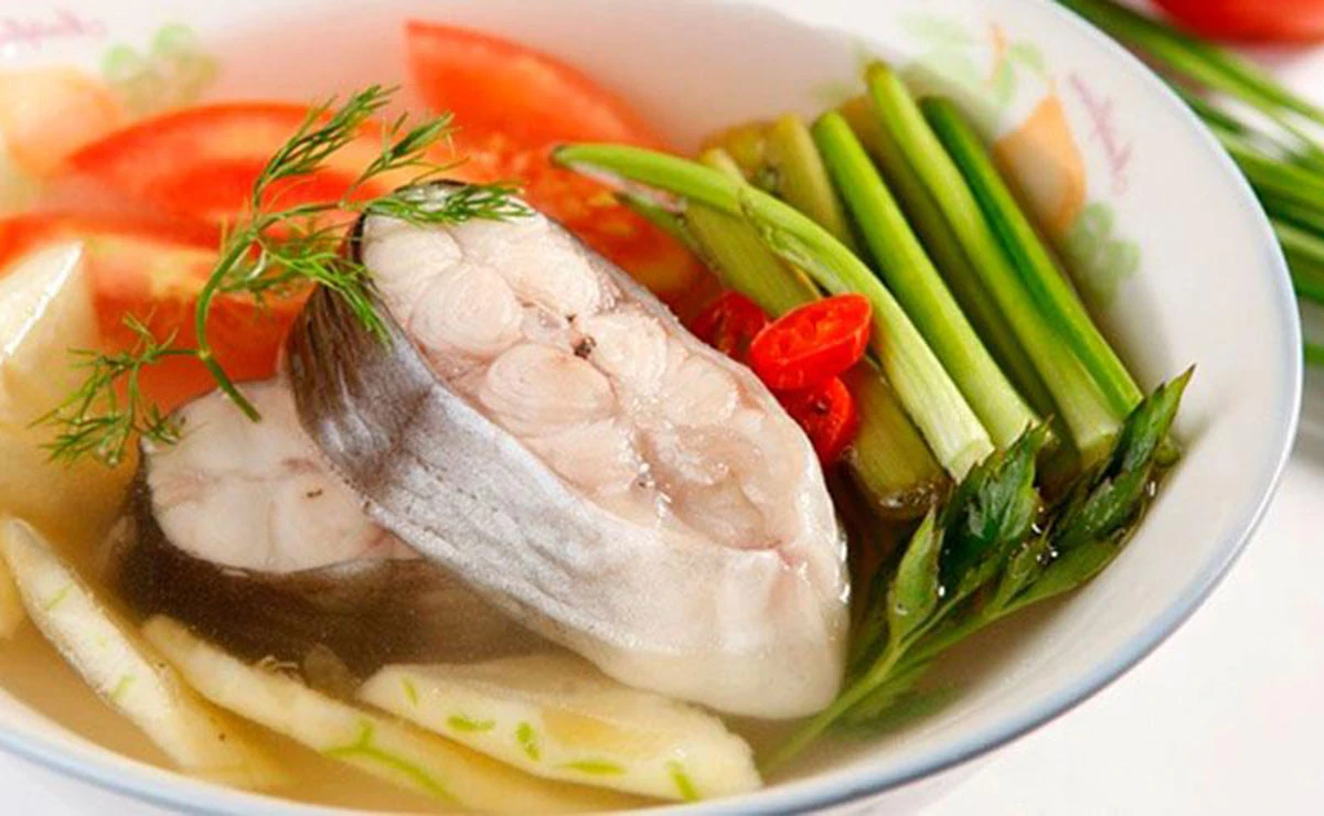 Cách làm cá nấu canh chua thanh mát chỉ trong 30 phút